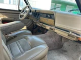 1989 Jeep Grand Wagoneer Sedan for sale, Japanese used car export - photo 17 of 60 | GULJI TRADERS