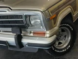 1989 Jeep Grand Wagoneer Sedan for sale, Japanese used car export - photo 38 of 60 | GULJI TRADERS