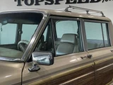 1989 Jeep Grand Wagoneer Sedan for sale, Japanese used car export - photo 40 of 60 | GULJI TRADERS
