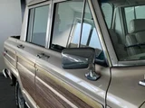 1989 Jeep Grand Wagoneer Sedan for sale, Japanese used car export - photo 45 of 60 | GULJI TRADERS