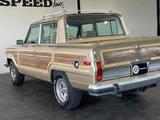 1989 Jeep Grand Wagoneer Sedan for sale, Japanese used car export - photo 53 of 60 | GULJI TRADERS