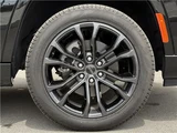2025 Jeep Grand Wagoneer Sedan for sale, Japanese used car export - photo 9 of 80 | GULJI TRADERS