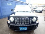 2007 Jeep Patriot 4WD Sedan for sale, Japanese used car export - photo 5 of 35 | GULJI TRADERS