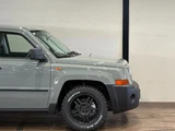 2008 Jeep Patriot 4WD Sedan for sale, Japanese used car export - photo 12 of 18 | GULJI TRADERS