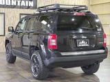 2011 Jeep Patriot 4WD Sedan for sale, Japanese used car export - photo 9 of 71 | GULJI TRADERS