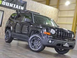 2011 Jeep Patriot 4WD Sedan for sale, Japanese used car export - photo 18 of 71 | GULJI TRADERS