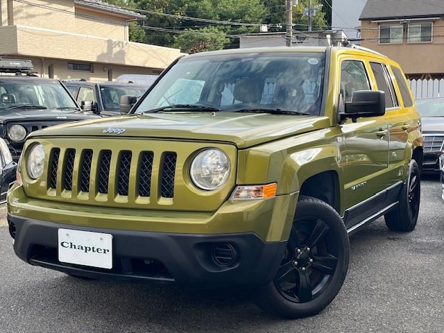 2012 Jeep Patriot Sport Sedan for sale, Japanese used car export - photo 1 of 38 | GULJI TRADERS