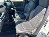 2024 Jeep Renegade Sedan for sale, Japanese used car export - photo 15 of 24 | GULJI TRADERS