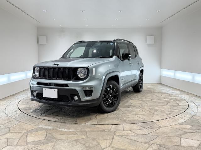 2022 Jeep RENEGADE 4xe 4xe - photo 1 2022 Jeep RENEGADE 4xe 4xe Sedan for sale, Japanese used car export - photo 1 of 9 | GULJI TRADERS