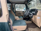 1999 Jeep Wrangler Sport Jeep for sale, Japanese used car export - photo 42 of 48 | GULJI TRADERS