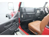 2002 Jeep Wrangler 4WD Jeep for sale, Japanese used car export - photo 16 of 32 | GULJI TRADERS