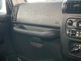 2002 Jeep Wrangler Sport 4WD Jeep for sale, Japanese used car export - photo 47 of 52 | GULJI TRADERS