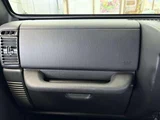 2006 Jeep Wrangler Sport 4WD Jeep for sale, Japanese used car export - photo 19 of 20 | GULJI TRADERS