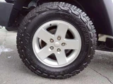 2011 Jeep Wrangler Sport 4WD Jeep for sale, Japanese used car export - photo 35 of 77 | GULJI TRADERS
