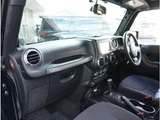 2014 Jeep Wrangler Sport 4WD Jeep for sale, Japanese used car export - photo 50 of 80 | GULJI TRADERS