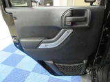 2014 Jeep Wrangler 4WD Bluetooth Jeep for sale, Japanese used car export - photo 31 of 50 | GULJI TRADERS