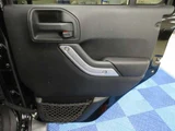 2014 Jeep Wrangler 4WD Bluetooth Jeep for sale, Japanese used car export - photo 32 of 50 | GULJI TRADERS