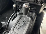 2015 Jeep Wrangler 4WD Jeep for sale, Japanese used car export - photo 13 of 24 | GULJI TRADERS