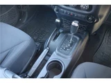 2016 Jeep Wrangler Sport 4WD Jeep for sale, Japanese used car export - photo 12 of 25 | GULJI TRADERS