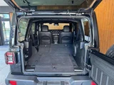 2020 Jeep Wrangler 3.6L 4WD Jeep for sale, Japanese used car export - photo 45 of 50 | GULJI TRADERS