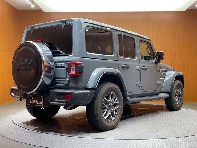 2024 Jeep Wrangler 4WD - photo 1 2024 Jeep Wrangler 4WD Jeep for sale, Japanese used car export - photo 1 of 13 | GULJI TRADERS