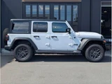 2026 Jeep Wrangler Sport Jeep for sale, Japanese used car export - photo 3 of 9 | GULJI TRADERS