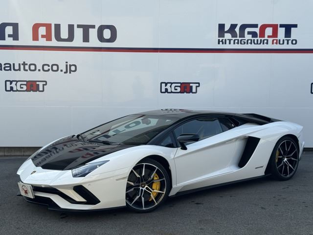 2017 Lamborghini Aventador S 4WD - photo 1 2017 Lamborghini Aventador S 4WD White Coupe for sale, Japanese used car export - photo 1 of 46 | GULJI TRADERS