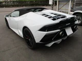 2022 Lamborghini Huracan EVO RWD Spyder Coupe for sale, Japanese used car export - photo 15 of 20 | GULJI TRADERS