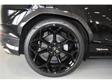 2024 Lamborghini Urus SUV for sale, Japanese used car export - photo 21 of 63 | GULJI TRADERS