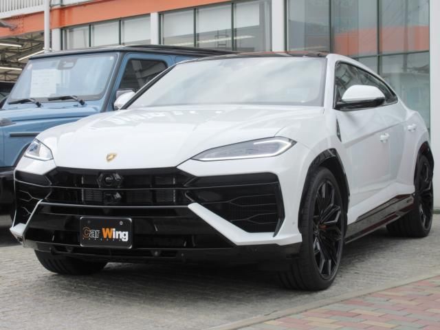 2025 Lamborghini Urus SE SUV for sale, Japanese used car export - photo 1 of 9 | GULJI TRADERS