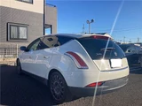 2014 Lancia Delta White Sedan for sale, Japanese used car export - photo 7 of 27 | GULJI TRADERS