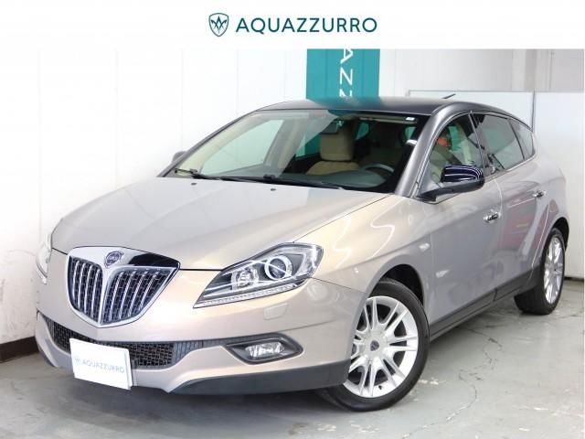 2014 Lancia Delta 1.6 Multijet 16V - photo 1 2014 Lancia Delta 1.6 Multijet 16V Brown Sedan for sale, Japanese used car export - photo 1 of 9 | GULJI TRADERS