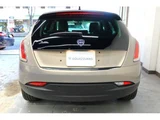2014 Lancia Delta 1.6 Multijet 16V Brown Sedan for sale, Japanese used car export - photo 7 of 9 | GULJI TRADERS