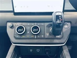 2021 Land Rover 110S 4WD 110S 4WD Green Sedan for sale, Japanese used car export - photo 14 of 24 | GULJI TRADERS