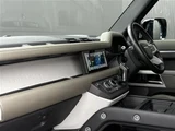 2021 Land Rover 90HSE 4WD 90HSE 4WD Gray Sedan for sale, Japanese used car export - photo 18 of 23 | GULJI TRADERS