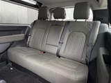 2021 Land Rover 90HSE 4WD 90HSE 4WD Gray Sedan for sale, Japanese used car export - photo 20 of 23 | GULJI TRADERS