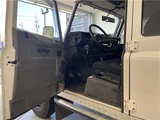 1998 Land Rover Defender 110 Tdi White Jeep for sale, Japanese used car export - photo 22 of 61 | GULJI TRADERS