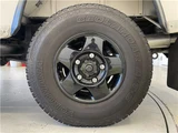 1998 Land Rover Defender 110 Tdi White Jeep for sale, Japanese used car export - photo 28 of 61 | GULJI TRADERS