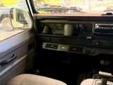 1999 Land Rover Defender 90 4WD White Jeep for sale, Japanese used car export - photo 18 of 53 | GULJI TRADERS