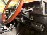 2002 Land Rover Defender 110SW Diesel Turbo 4WD Green Jeep for sale, Japanese used car export - photo 29 of 45 | GULJI TRADERS