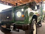 2002 Land Rover Defender 110SW Diesel Turbo 4WD Green Jeep for sale, Japanese used car export - photo 37 of 45 | GULJI TRADERS