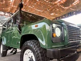 2002 Land Rover Defender 110SW Diesel Turbo 4WD Green Jeep for sale, Japanese used car export - photo 39 of 45 | GULJI TRADERS