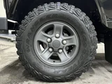 2011 Land Rover Defender Black Jeep for sale, Japanese used car export - photo 8 of 21 | GULJI TRADERS