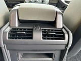 2021 Land Rover Defender 110 S 3.0L D300 Diesel Turbo 4WD White Jeep for sale, Japanese used car export - photo 41 of 62 | GULJI TRADERS
