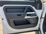 2021 Land Rover Defender 110 X 3.0L D300 Diesel Turbo 4WD White Jeep for sale, Japanese used car export - photo 23 of 64 | GULJI TRADERS