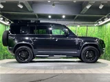 2021 Land Rover Defender 110S Black Jeep for sale, Japanese used car export - photo 18 of 30 | GULJI TRADERS