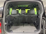 2021 Land Rover Defender 110X- Dynamic SE Black Jeep for sale, Japanese used car export - photo 21 of 26 | GULJI TRADERS