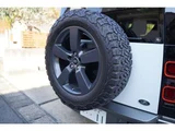 2021 Land Rover Defender 110SE White Jeep for sale, Japanese used car export - photo 30 of 78 | GULJI TRADERS