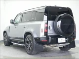2022 Land Rover Defender 110X Dynamic SE D300 Silver Jeep for sale, Japanese used car export - photo 16 of 50 | GULJI TRADERS