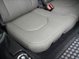 2022 Land Rover Defender 110X Dynamic SE D300 Silver Jeep for sale, Japanese used car export - photo 46 of 50 | GULJI TRADERS